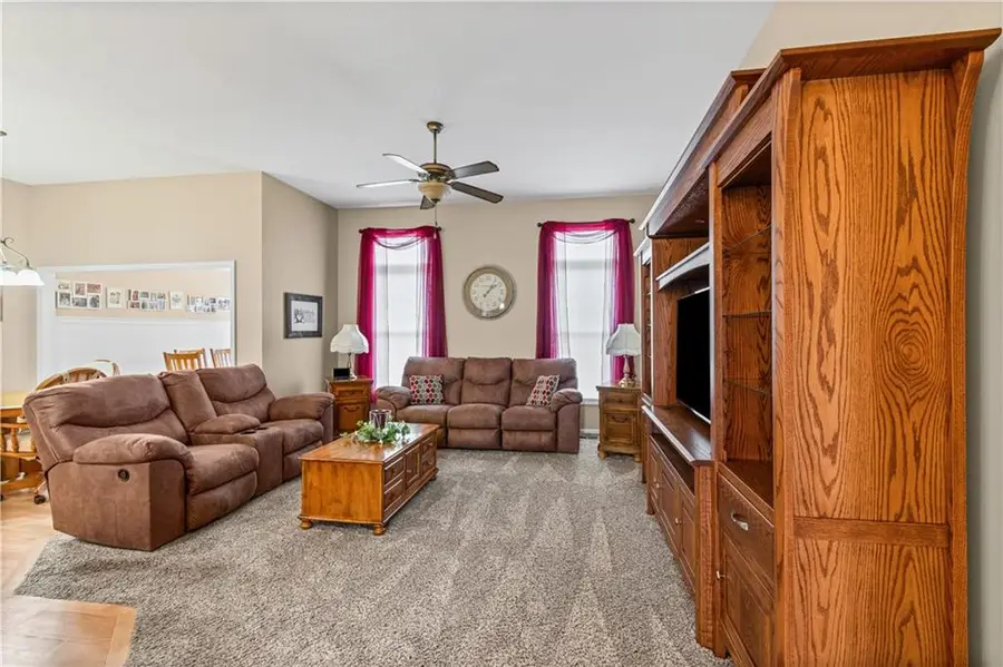 910 Timberline Drive, Cameron, MO 64429 - #3