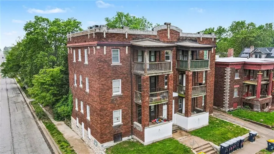 3319 E 30th Street, Kansas City, MO 64128 - #2