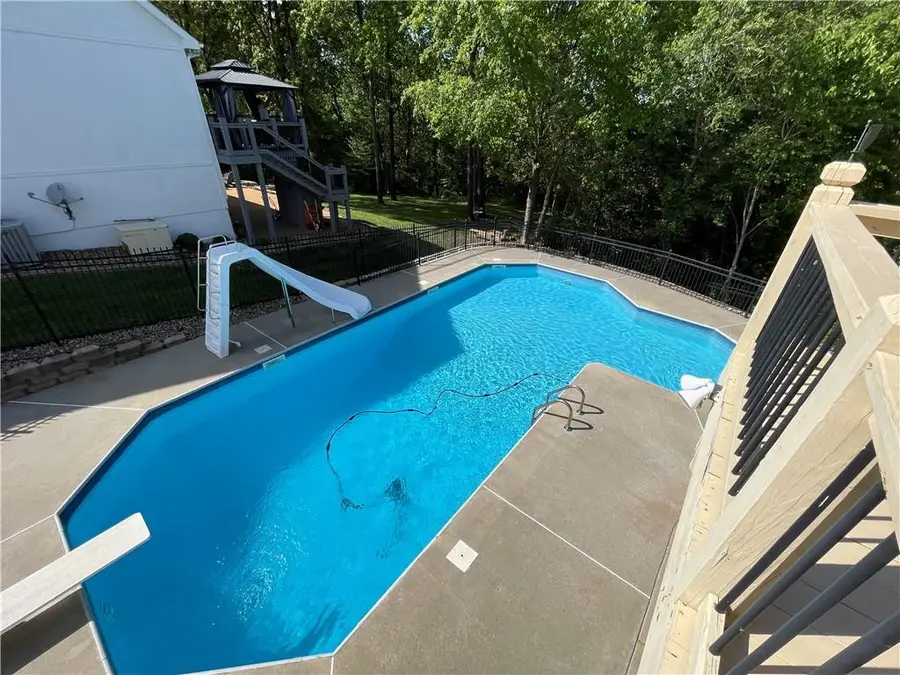 8636 N Utica Avenue, May, MO 64053 - #2