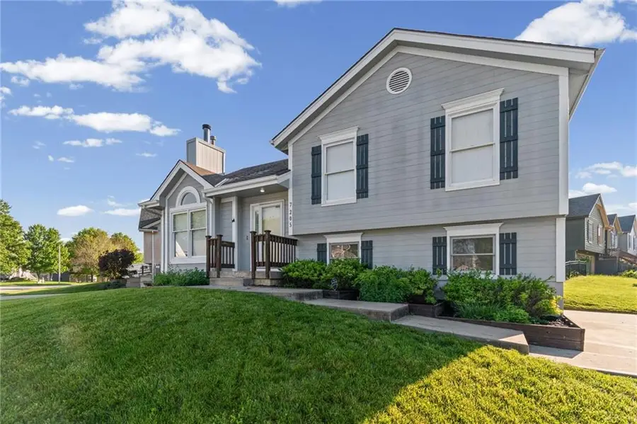 7205 N Hickory Street, Kansas City, MO 64118 - #2