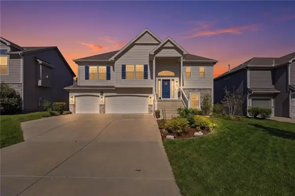 1636 Shadow Drive, Leavenworth, KS 66048
