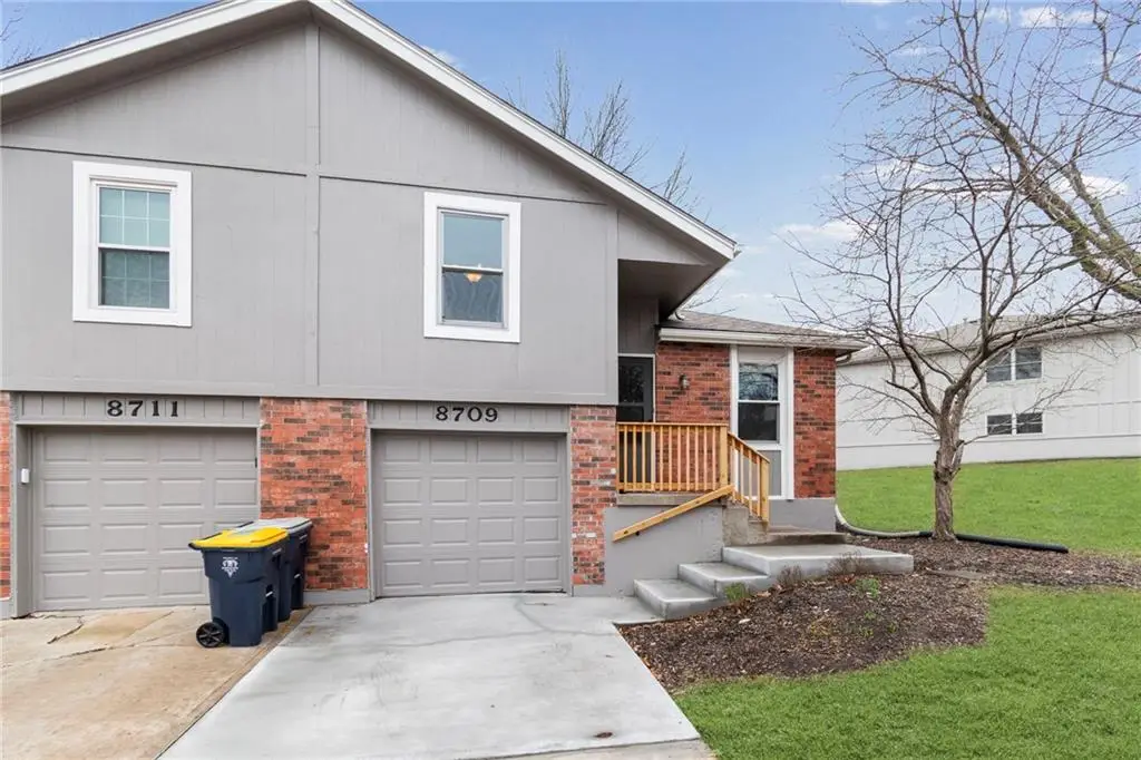 8709 N Hull Avenue, Kansas City, MO 64154 - #1