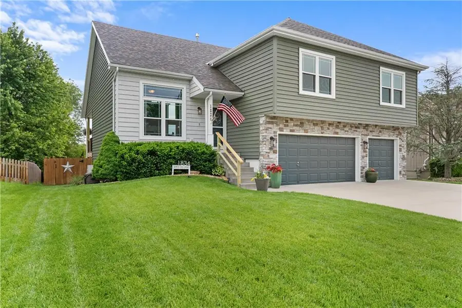 1834 White Tail Lane, Liberty, MO 64068 - #2