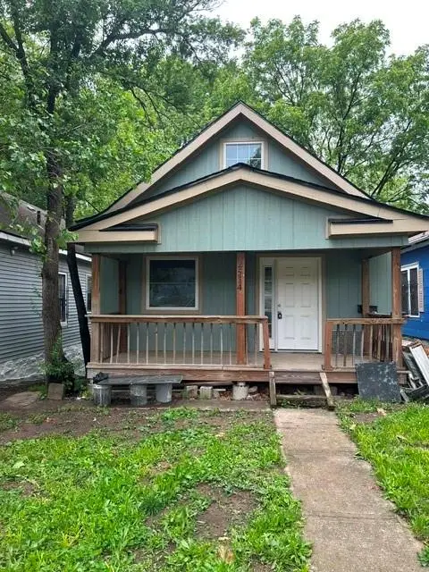 2514 Monroe Avenue, Kansas City, MO 64127 - #1