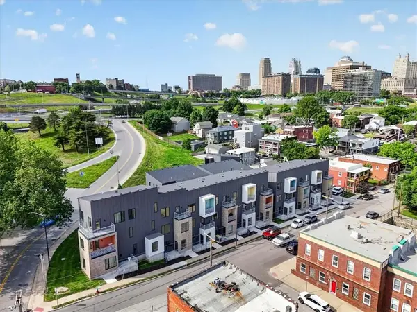 1025 Pacific Street, Kansas City, MO 64106