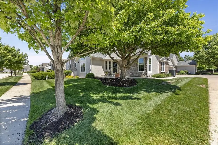 12001 S Tallgrass Drive #201, Olathe, KS 66061 - #3