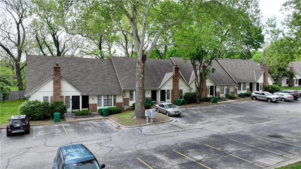 9730 Locust Street, Kansas City, MO 64131 - #1