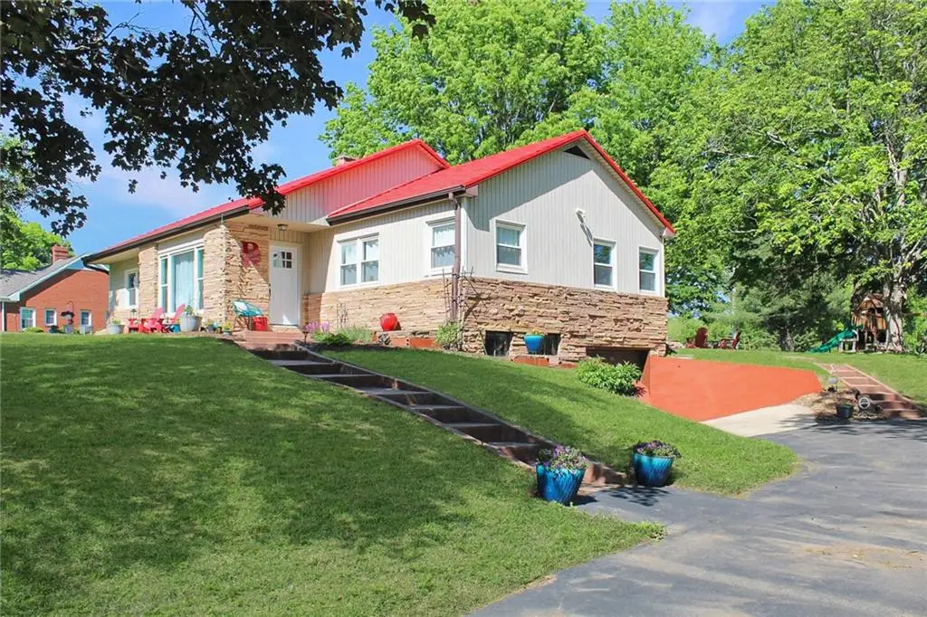 705 Main Street, Higginsville, MO 64037 - #1