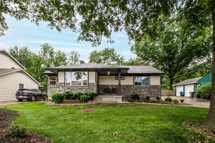 1621 Oxford Road, Lawrence, KS 66044 - #2