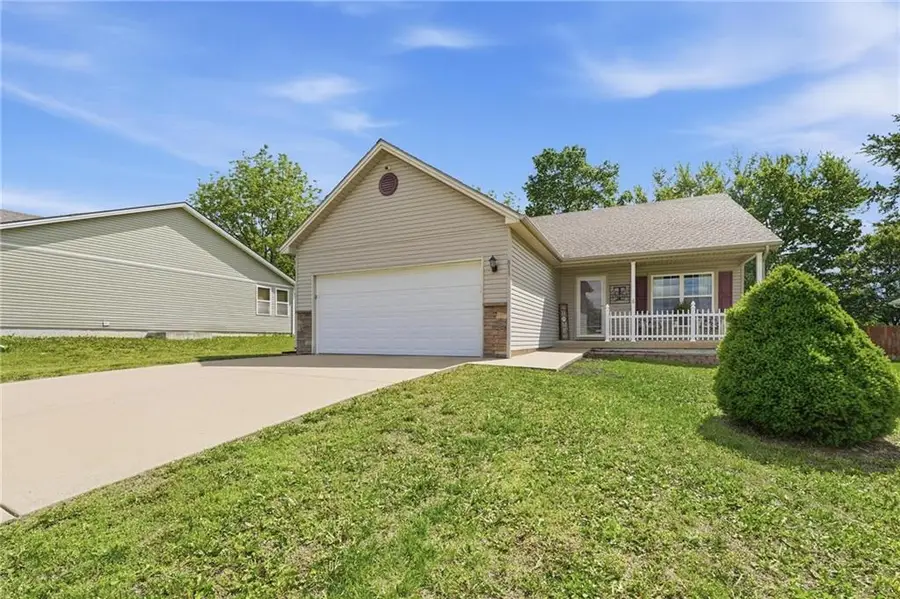 813 Emerson Drive, Belton, MO 64012 - #2
