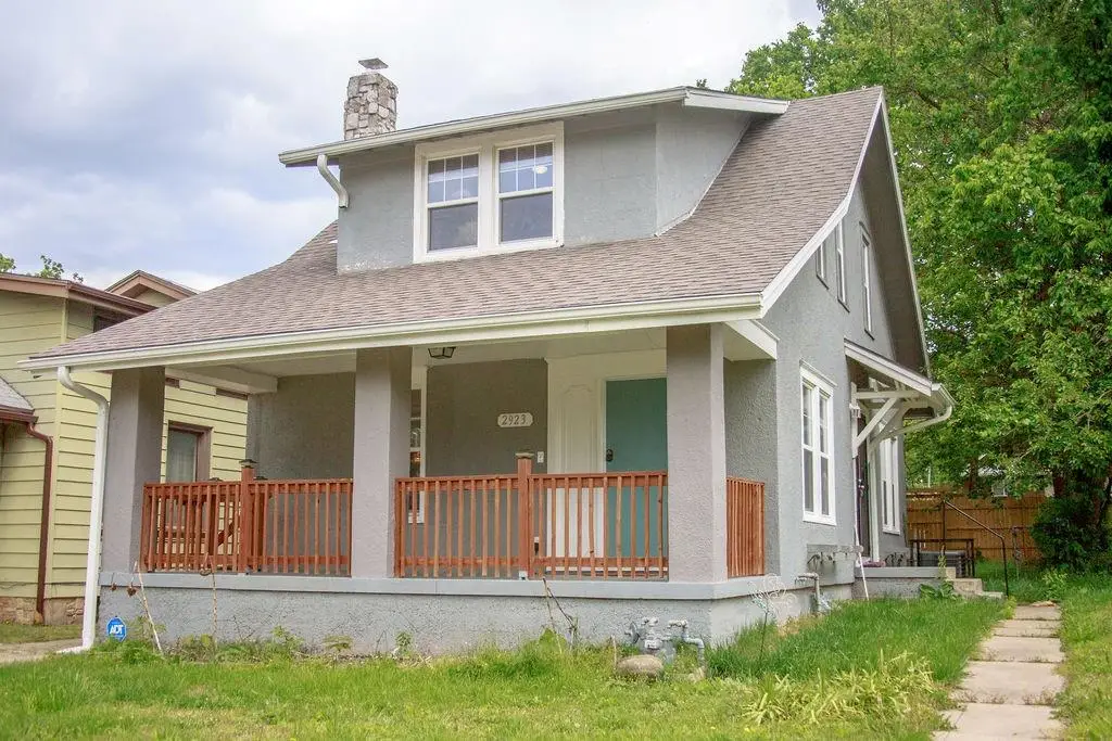 2923 Parkwood Boulevard, Kansas City, KS 66104 - #1
