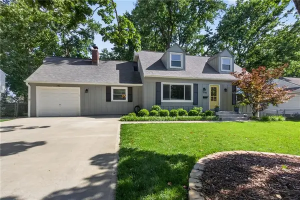 7721 W 96th Terrace, Overland Park, KS 66212