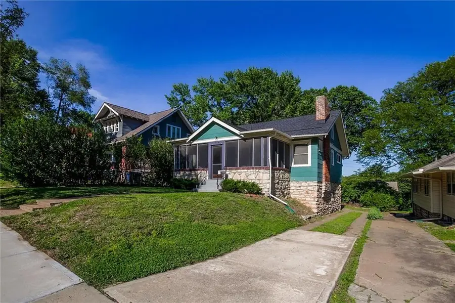 5117 Virginia Avenue, Kansas City, MO 64110 - #2