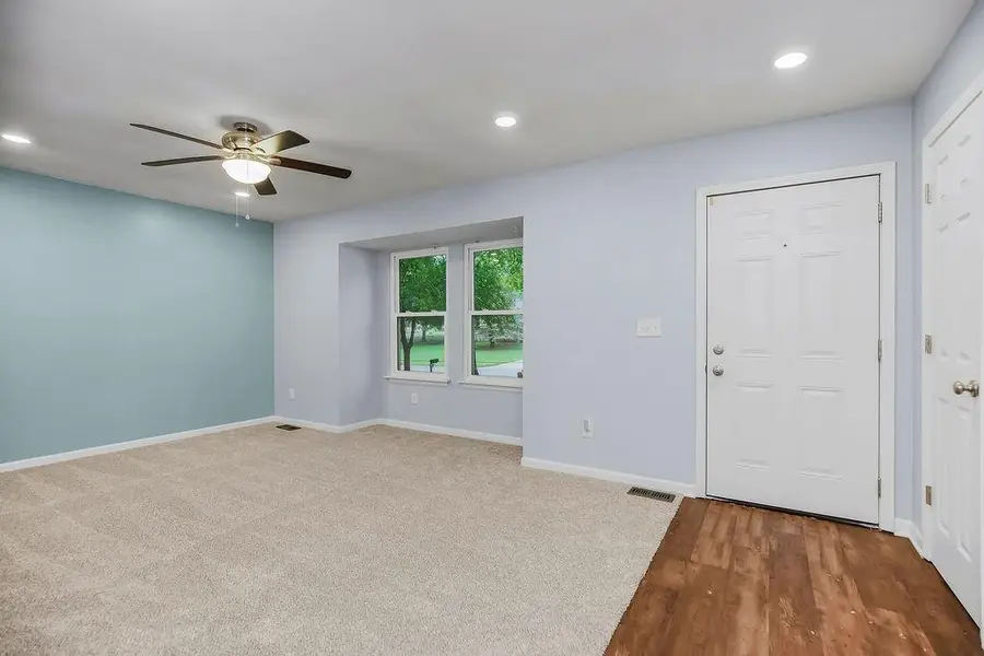 7911 N Stoddard Avenue, Kansas City, MO 64152 - #3