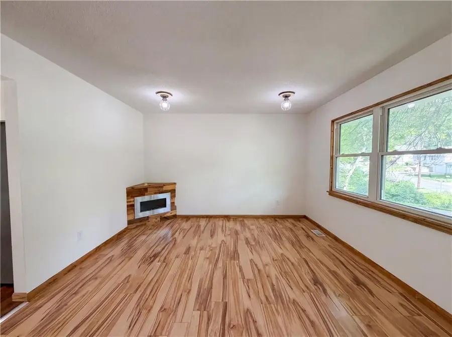 2808 NE 39th Street, Kansas City, MO 64117 - #3