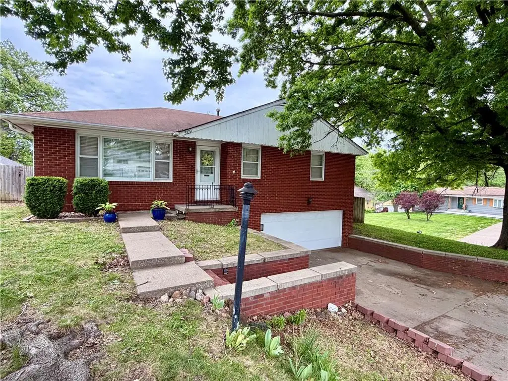 509 Payne Terrace, Saint Joseph, MO 64506 - #1