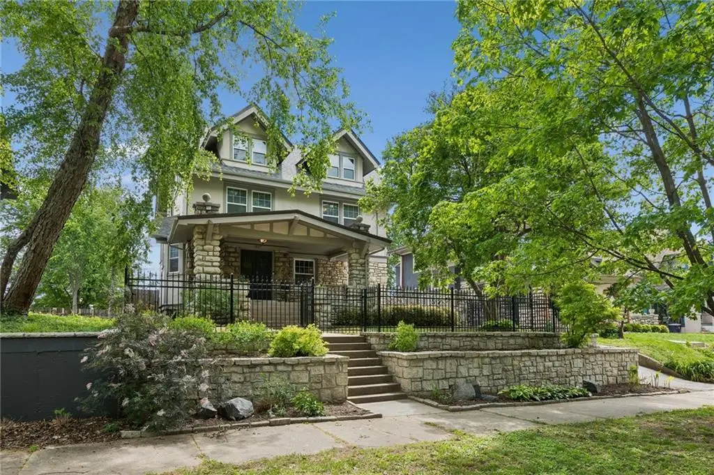 3827 Harrison Boulevard, Kansas City, MO 64109 - #1