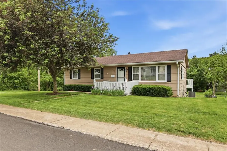 409 5th Street, Weston, MO 64098 - #3