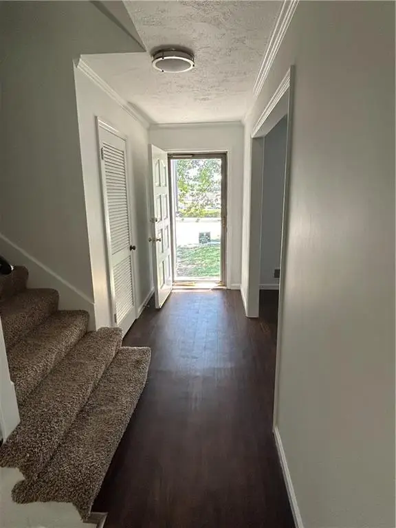 4290 Somerset Drive, Prairie Village, KS 66207 - #2