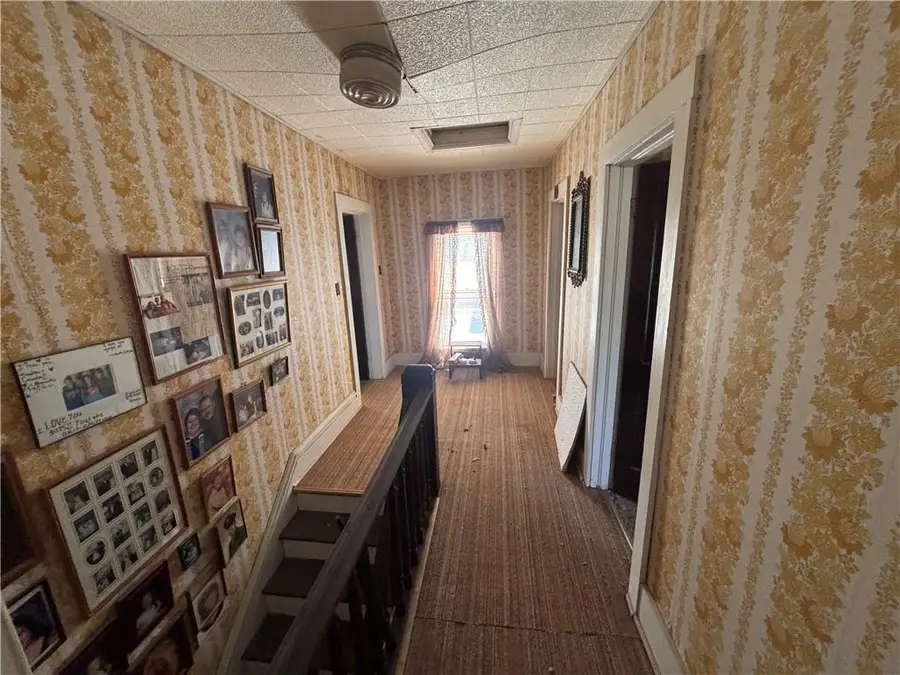 223 NE 6th Street, Abilene, KS 67410 - #3