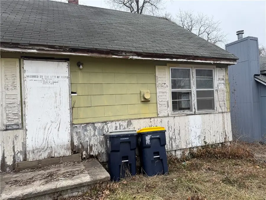 5426 Norton Avenue, Kansas City, MO 64130 - #2