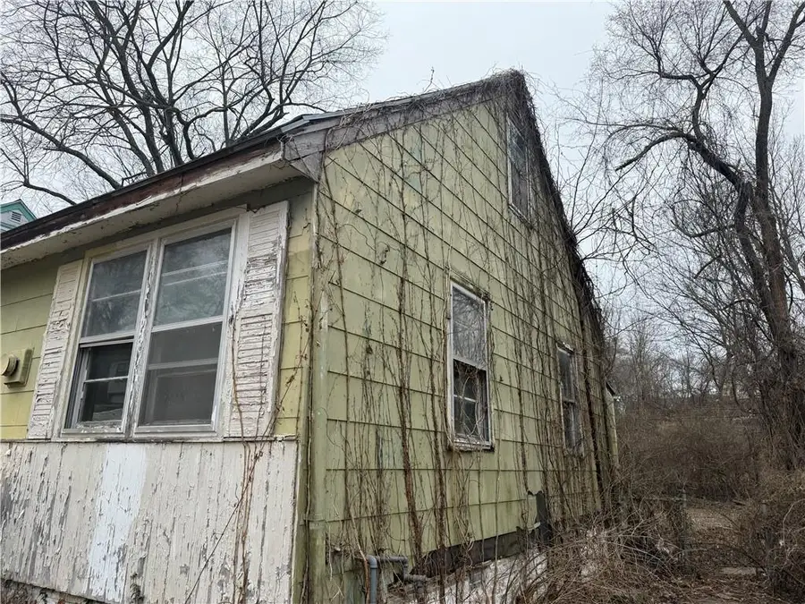 5426 Norton Avenue, Kansas City, MO 64130 - #3