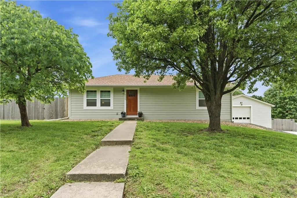 8630 Hilltop Road, De Soto, KS 66018 - #1