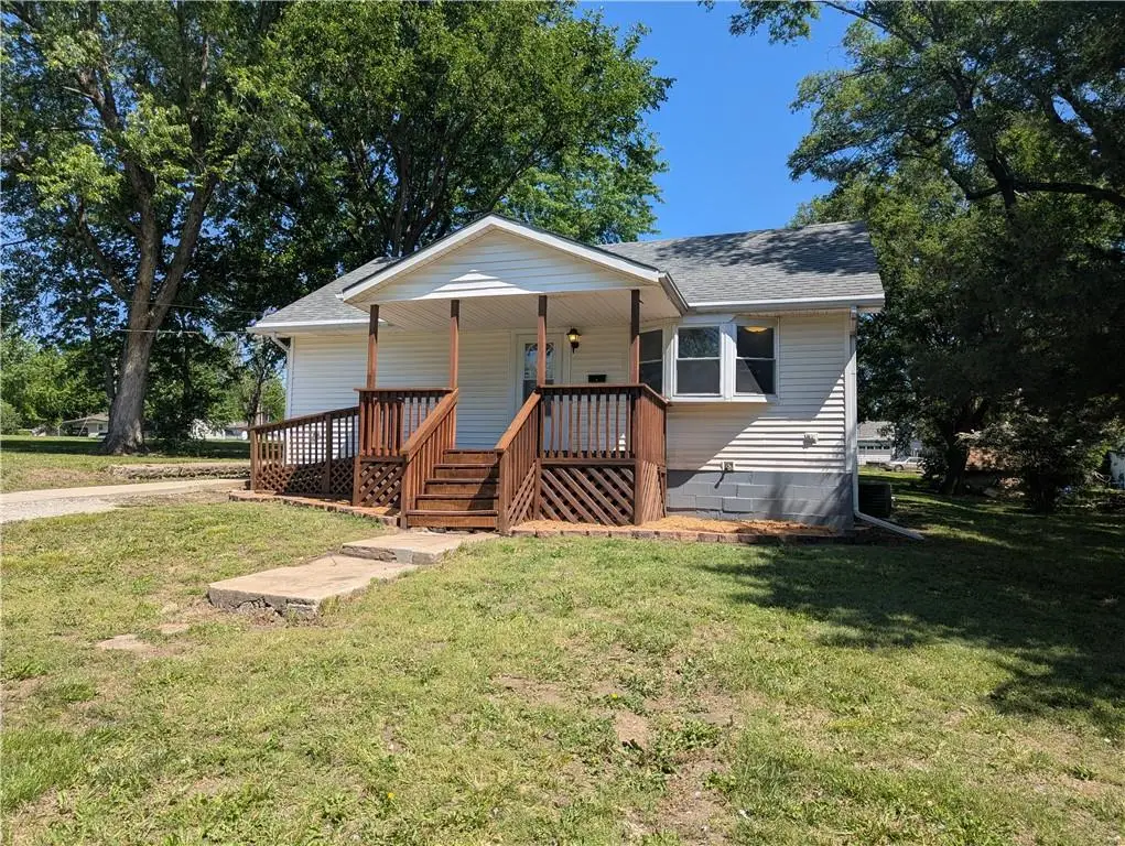 534 W 11th Street, Horton, KS 66439 - #1