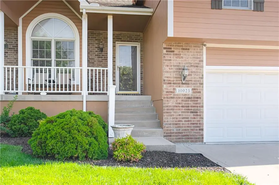 10023 N Willow Avenue, Kansas City, MO 64157 - #3