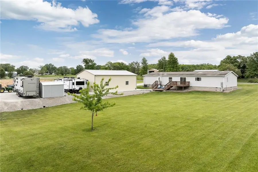201 N Willis Street, Hamilton, MO 64644 - #3