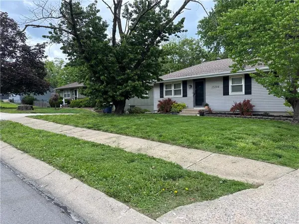 15204 E 48th Street, Kansas City, MO 64136