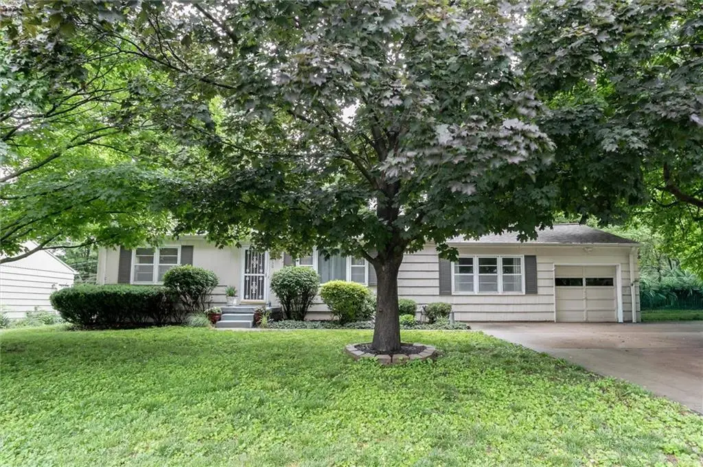 8930 Hardy Street, Overland Park, KS 66212 - #1