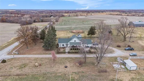 3479 NE Dixon Road, Turney, MO 64493