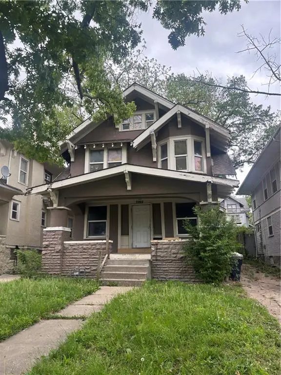 4125 Chestnut Avenue, Kansas City, MO 64130