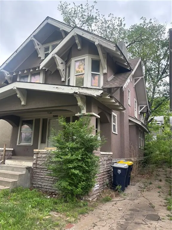 4125 Chestnut Avenue, Kansas City, MO 64130 - #2