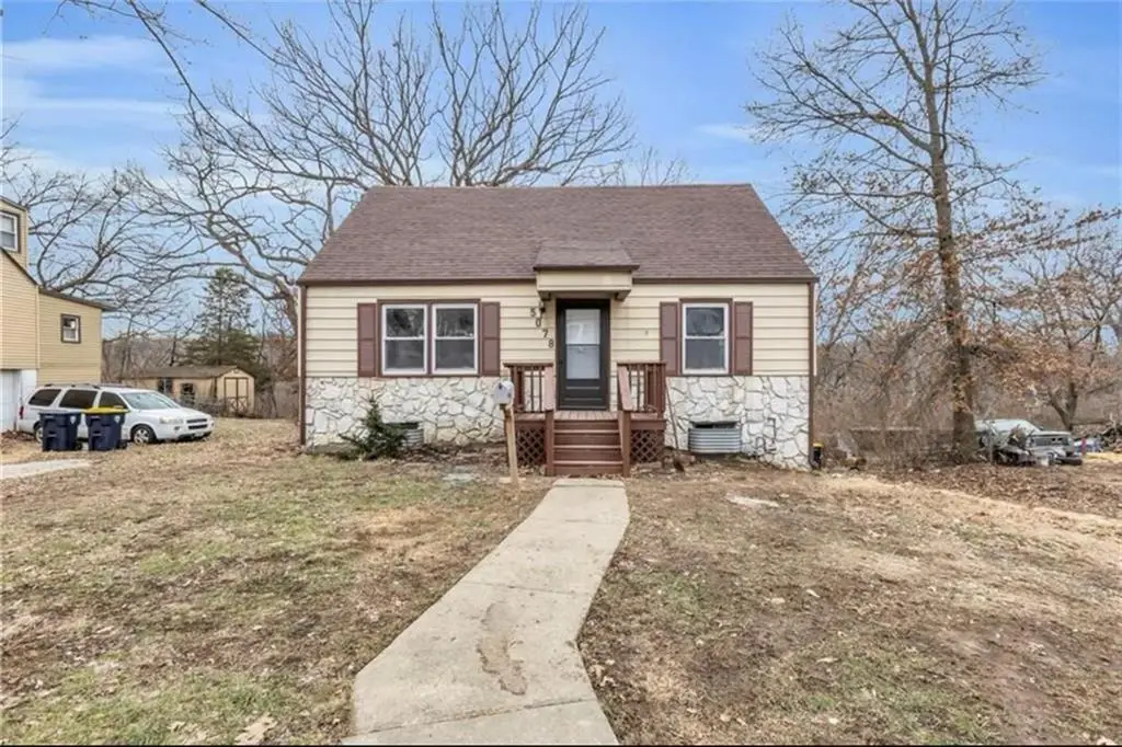 5078 Glenside Drive, Kansas City, MO 64129 - #1