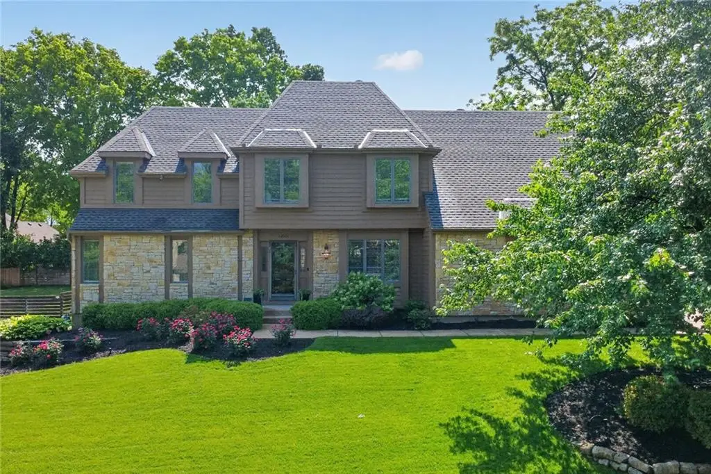 12001 Wenonga Lane, Leawood, KS 66209 - #1