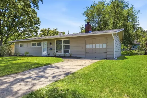 5507 W 78 Terrace, Prairie Village, KS 66208