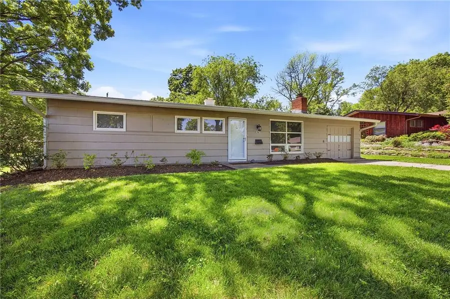 5507 W 78 Terrace, Prairie Village, KS 66208 - #3