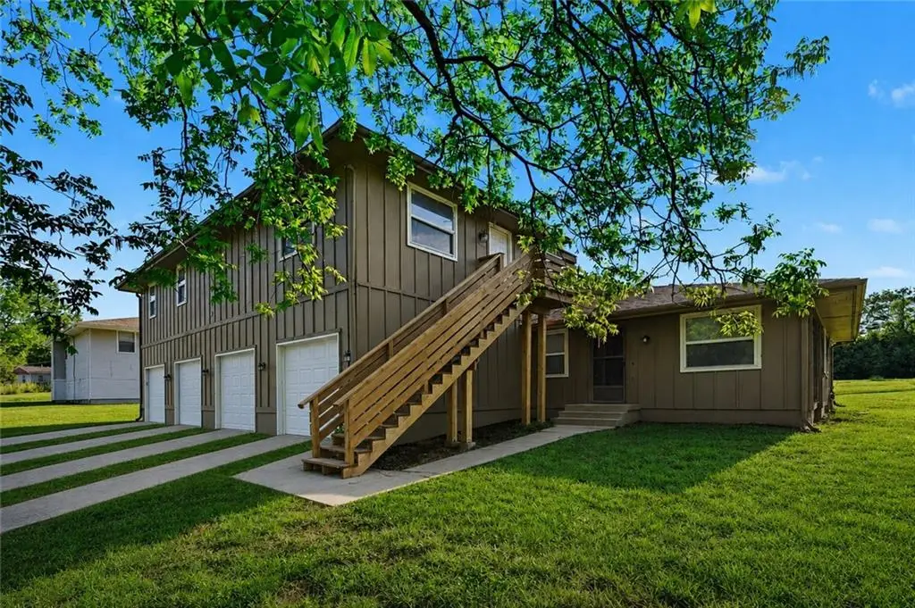 6331 N Kansas City Street, Kansas City, MO 64118 - #1