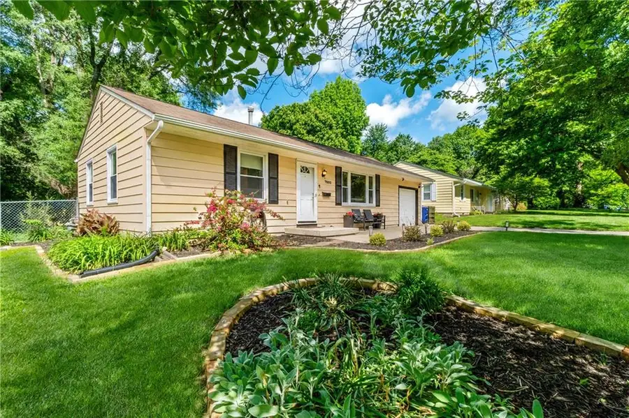 7000 Woodson Street, Overland Park, KS 66204 - #2