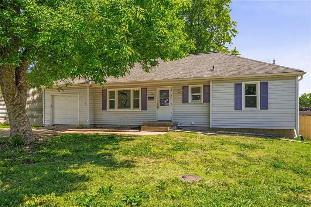 312 S Chester Terrace, Olathe, KS 66061 - #1