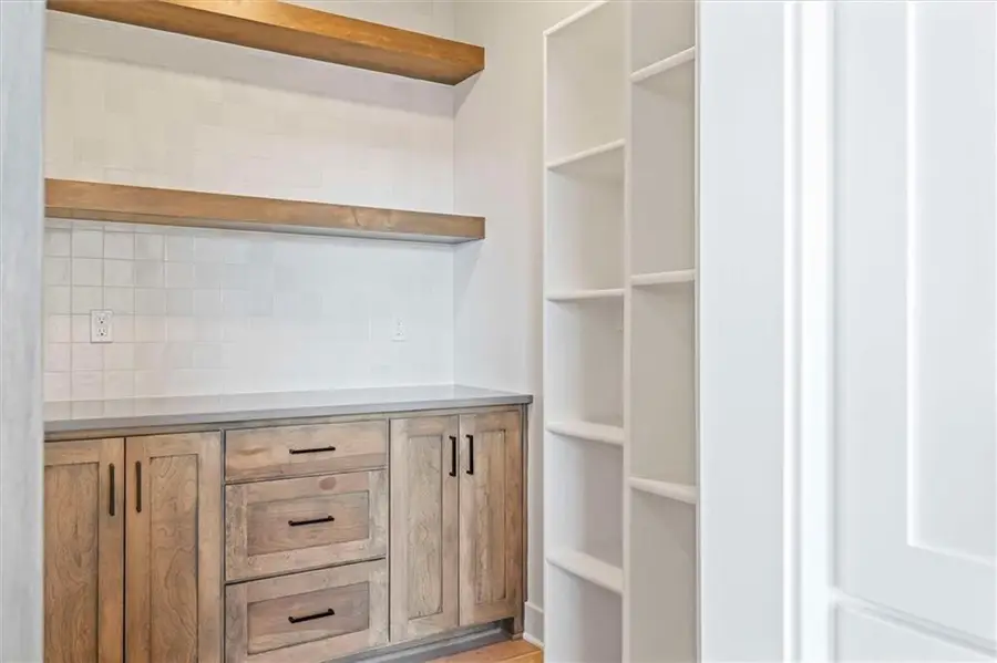 1913 Fern Circle, Lees Summit, MO 64082 - #3