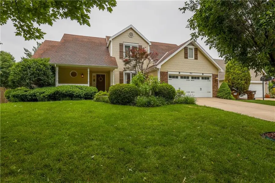 721 Eldridge Street, Lawrence, KS 66049 - #2