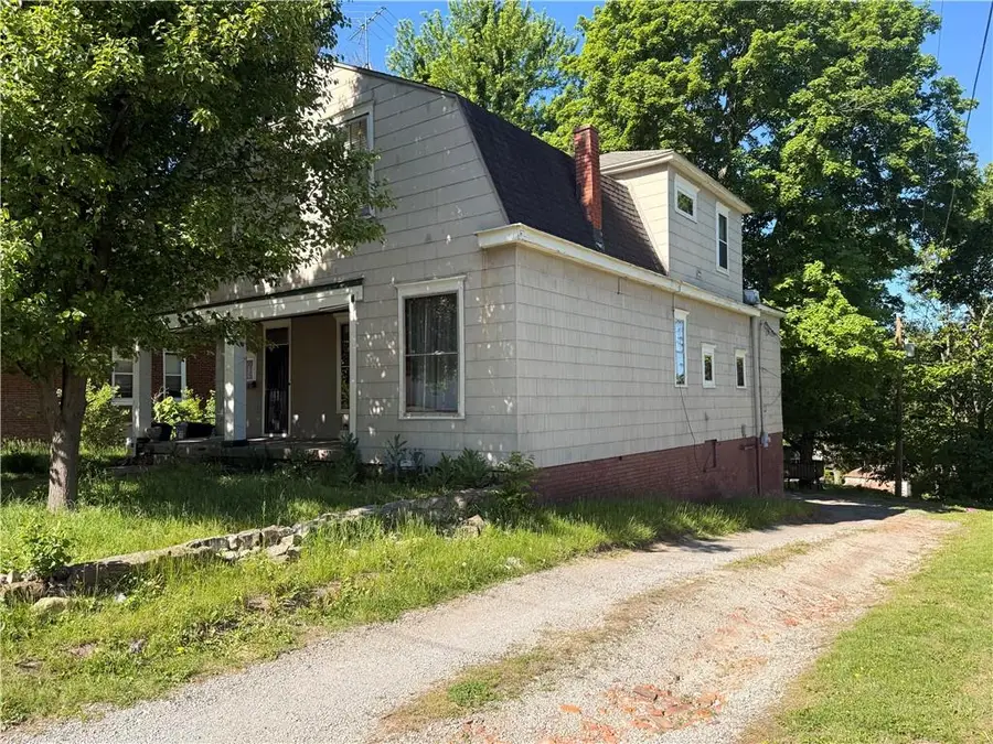 1208 N 10th Street, Saint Joseph, MO 64501 - #3