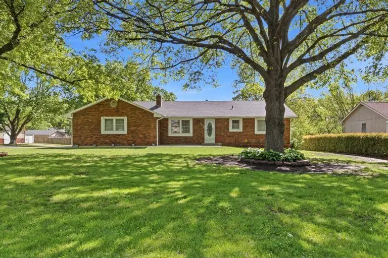 402 S Harrison Street, Spring Hill, KS 66083 - #1