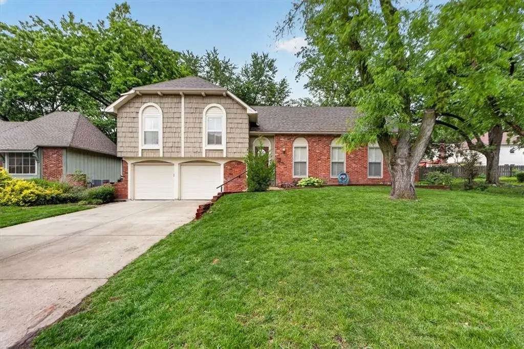 8804 W 92nd Street, Overland Park, KS 66212 - #1