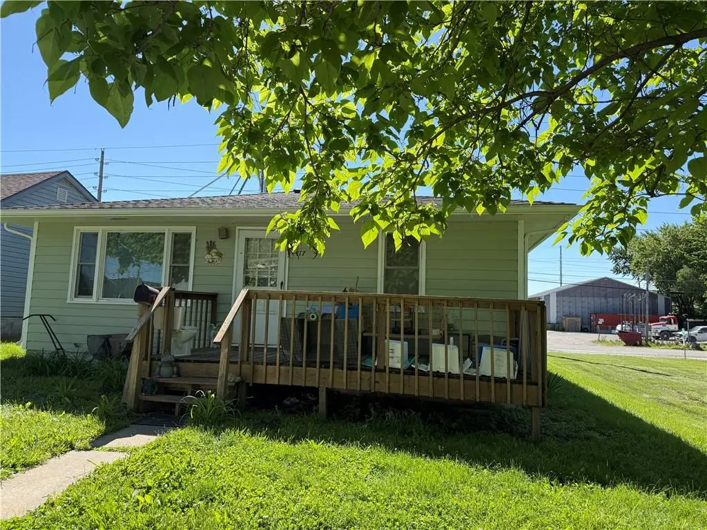 117 N Boardman Street, Pleasant Hill, MO 64080 - #1