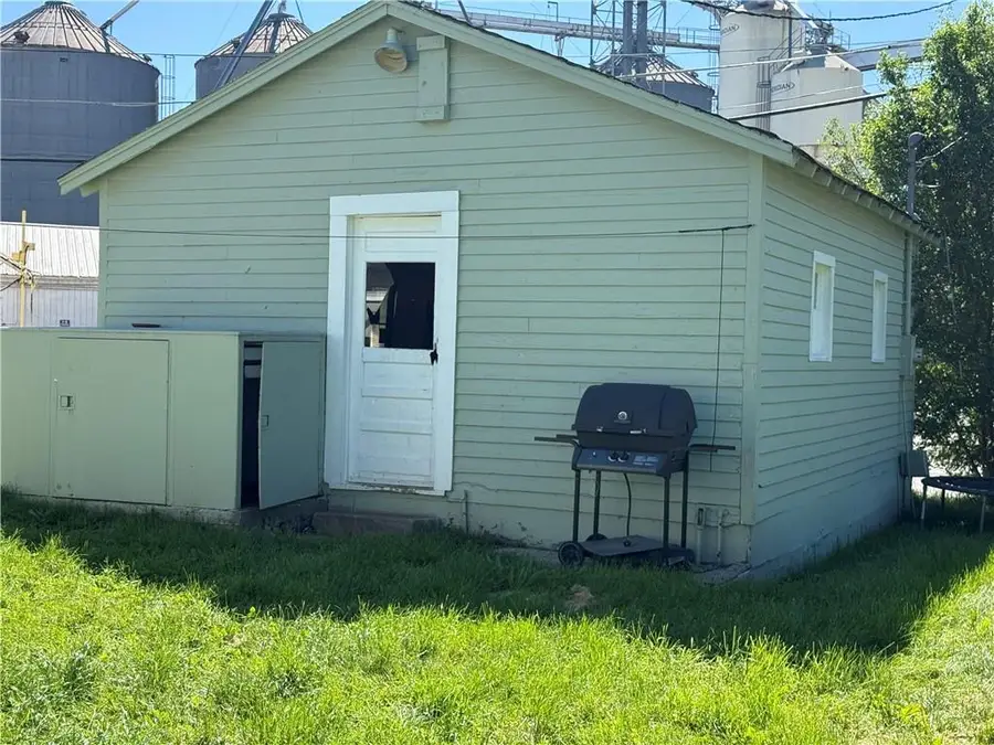 117 N Boardman Street, Pleasant Hill, MO 64080 - #3