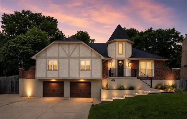 3704 S Willis Avenue, Independence, MO 64055